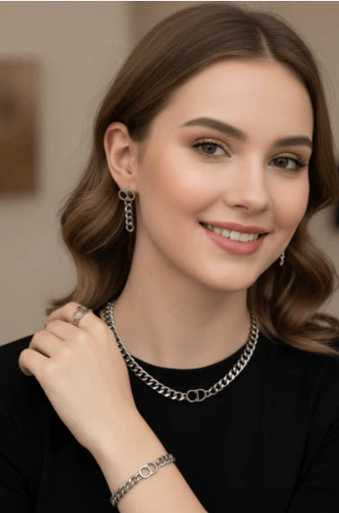 Silver Chain Emblem Jewelry Set